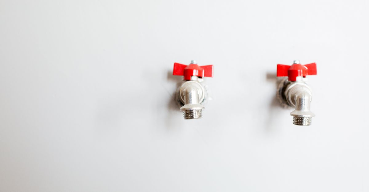Essential Tips for Upgrading Your Bathroom Plumbing